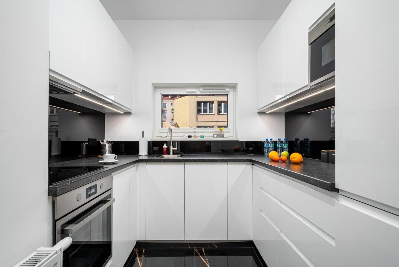 Your Apartments Okrzei 12 วอร์ซอ ภายนอก รูปภาพ