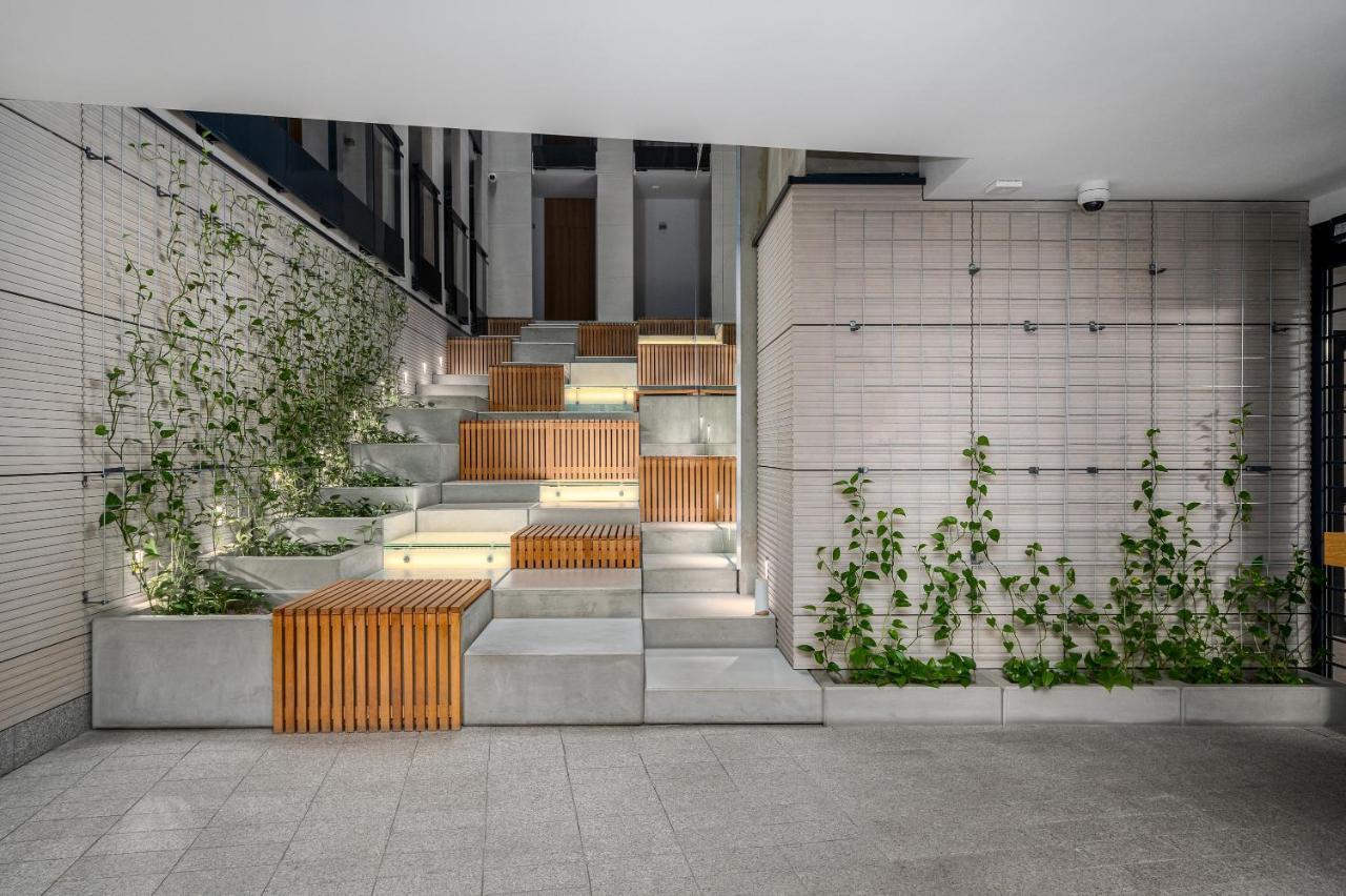 Your Apartments Okrzei 12 วอร์ซอ ภายนอก รูปภาพ